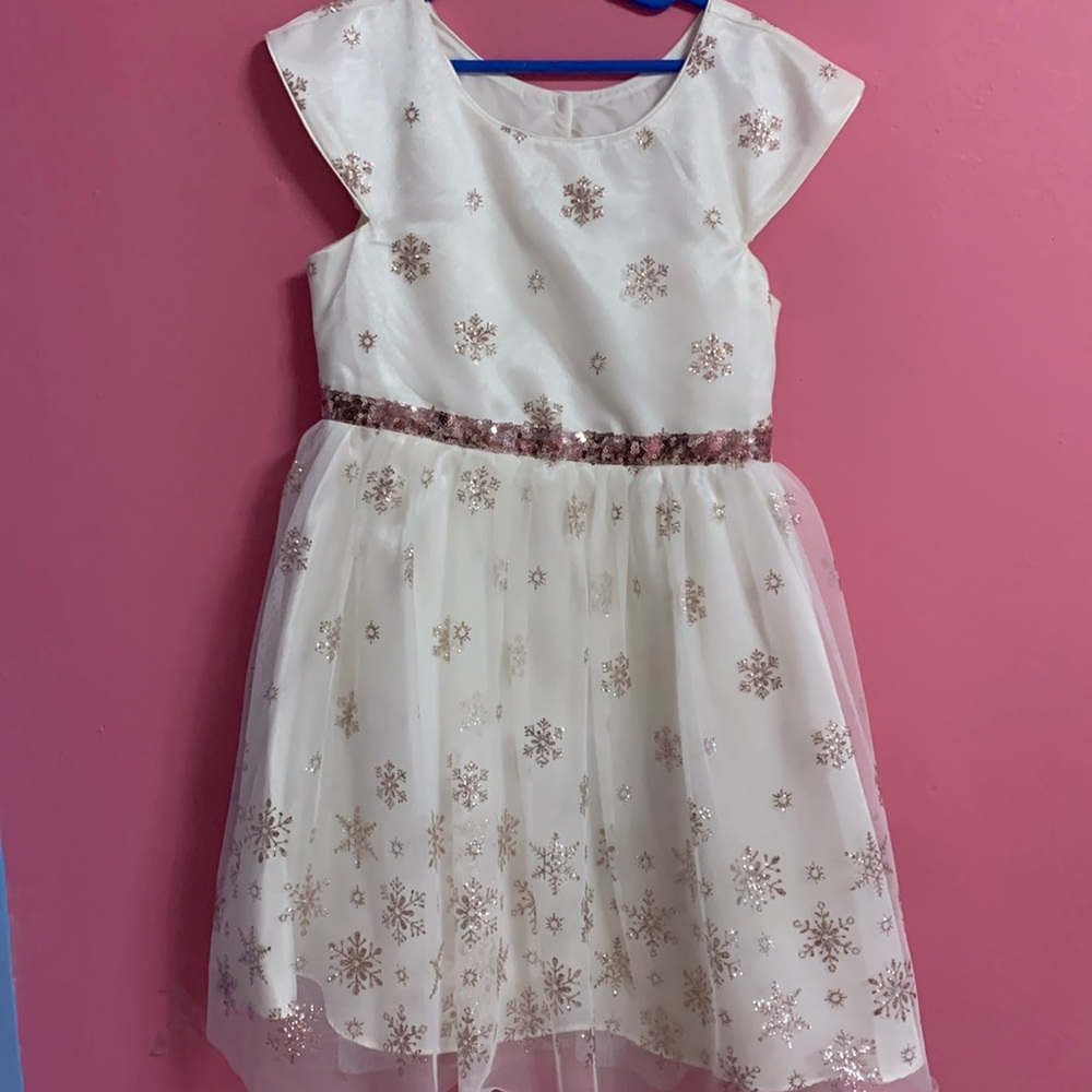 Girls dress
